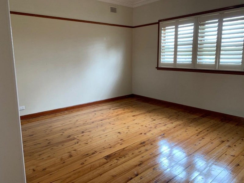 4 Gowrie Avenue, Punchbowl NSW 2196