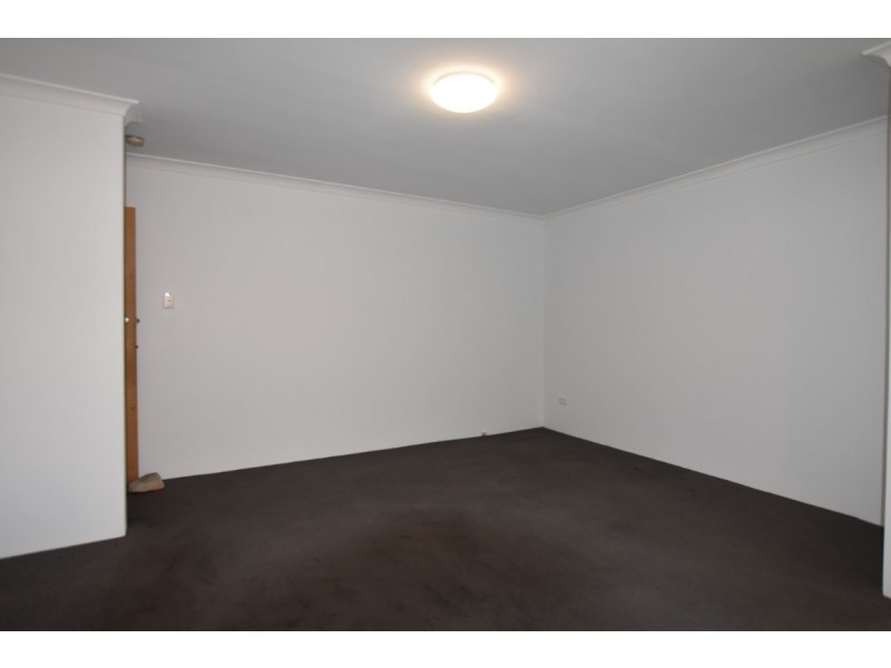 4 station St, Mortdale NSW 2223