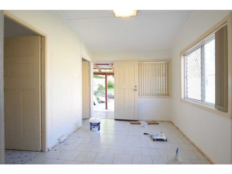 11 GREENACRE ROAD, Greenacre NSW 2190