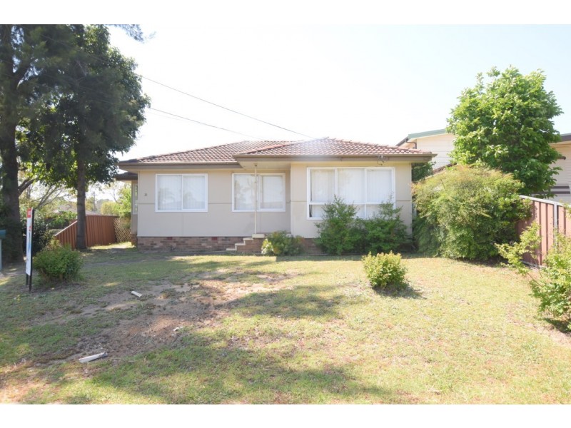 21 DERNANCOURT PARADE, Milperra NSW 2214