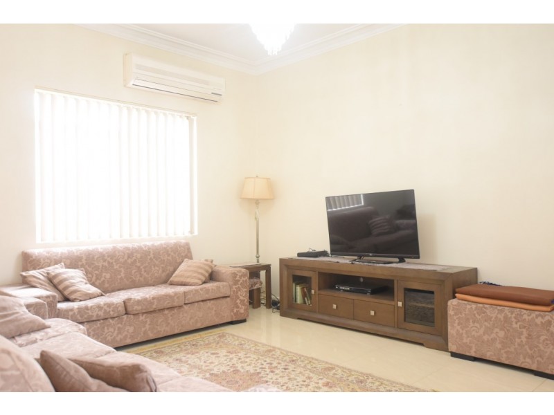 12 DEFOE STREET, Wiley Park NSW 2195