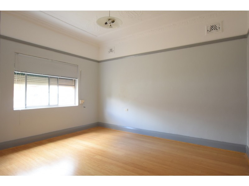 11 LUCERNE STREET, Belmore NSW 2192