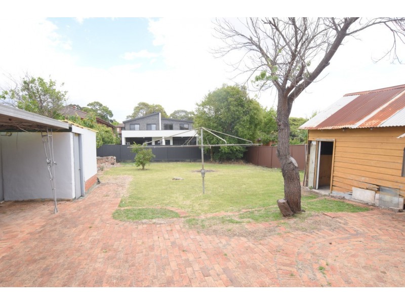 11 LUCERNE STREET, Belmore NSW 2192