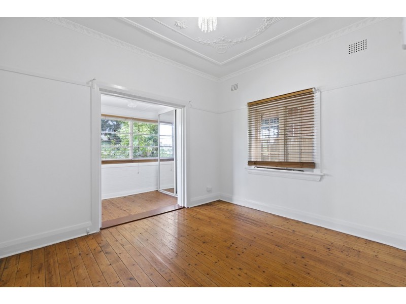 14 Sunny Crescent, Punchbowl NSW 2196