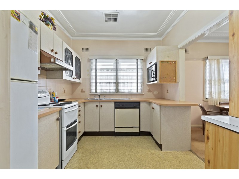 5 Cullens Road, Punchbowl NSW 2196