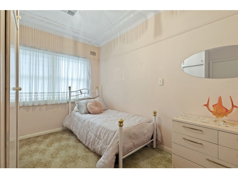 5 Cullens Road, Punchbowl NSW 2196