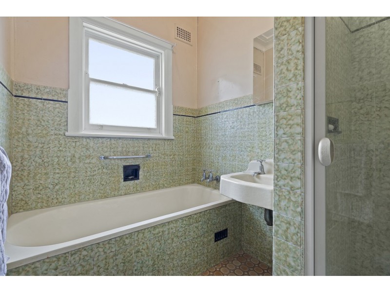 5 Cullens Road, Punchbowl NSW 2196