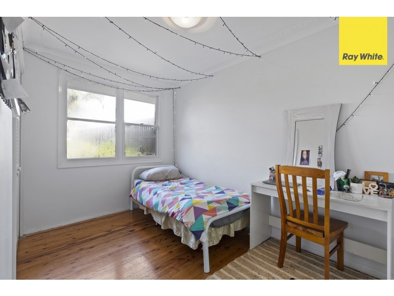 12 Elouera Crescent, Moorebank NSW 2170