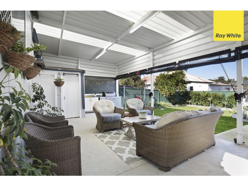 6 Parkland Ave, Punchbowl NSW 2196