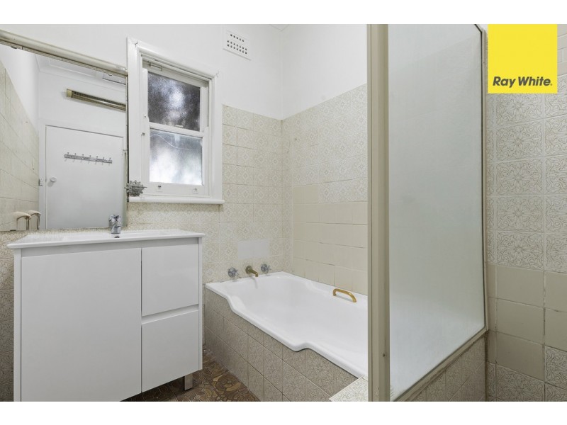 5 Munmurra Road, Riverwood NSW 2210