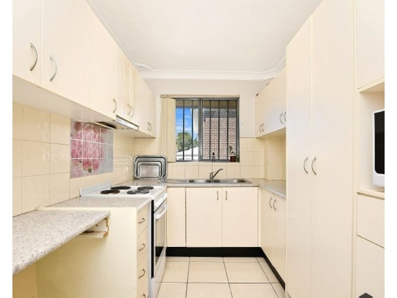 5/2 Boorea Avenue, Lakemba NSW 2195