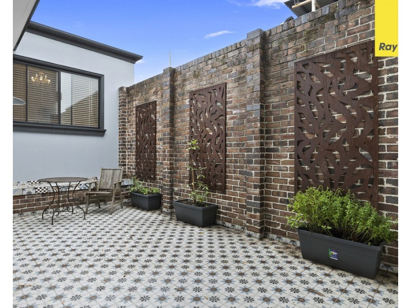 64 Beauchamp Street, Wiley Park NSW 2195