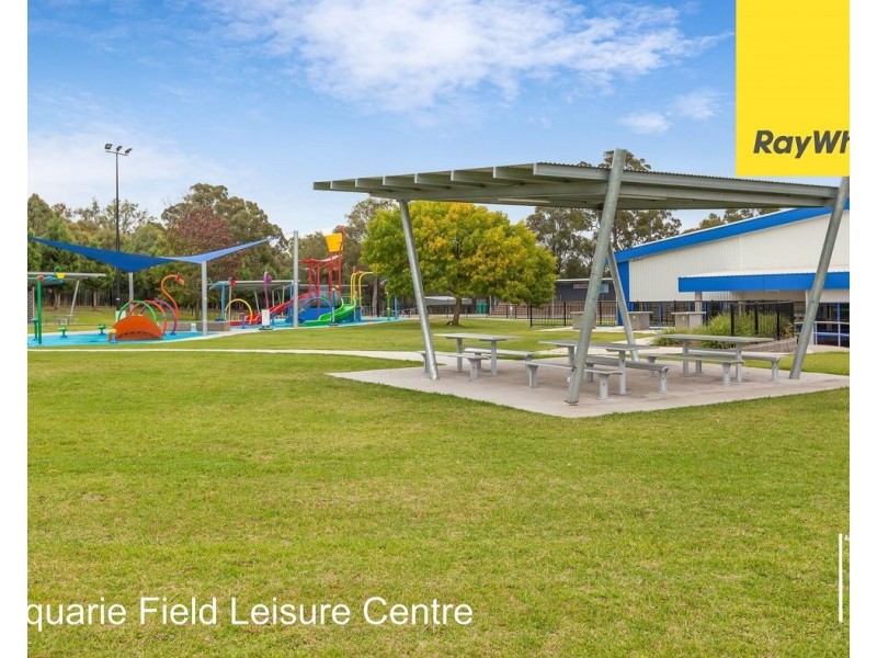 320 Railway Parade, Macquarie Fields NSW 2564