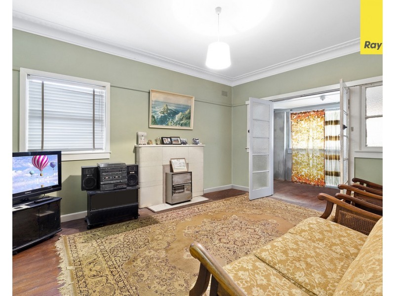 79 Carlton Parade, Punchbowl NSW 2196