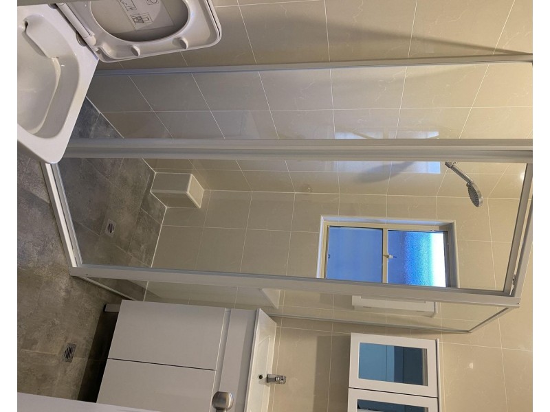 2 Griffiths Ave, Punchbowl NSW 2196