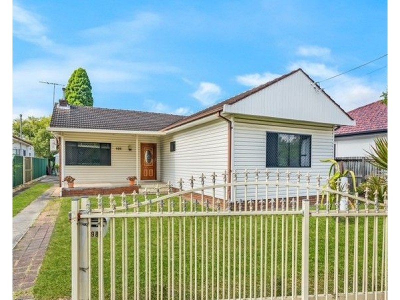 986 Punchbowl Road, Punchbowl NSW 2196