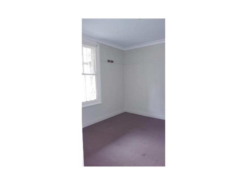 194 Victoria, Punchbowl NSW 2196