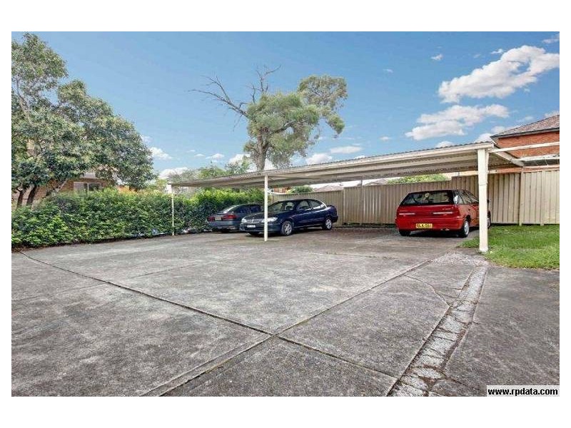 28 Ferguson Ave, Wiley Park NSW 2195