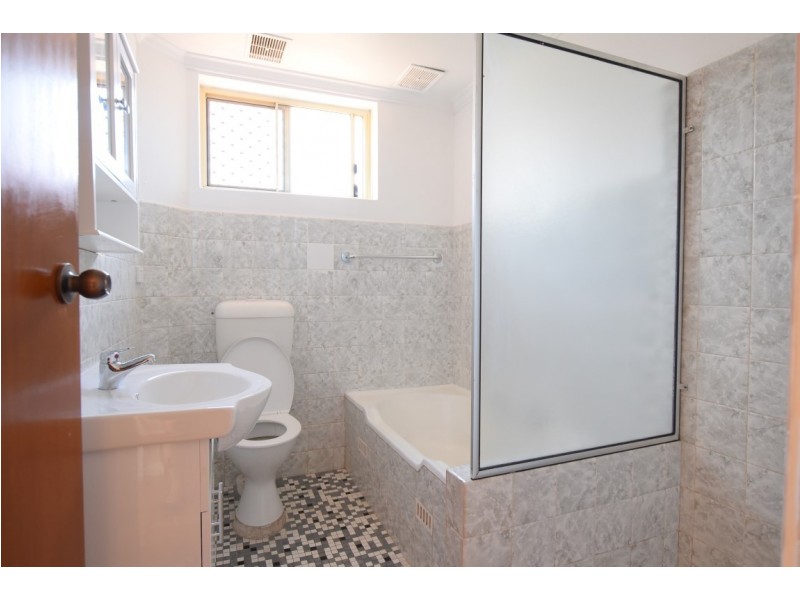 4/107 Rosemont, Punchbowl NSW 2196