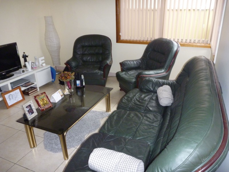 70 Highview Ave, Greenacre NSW 2190