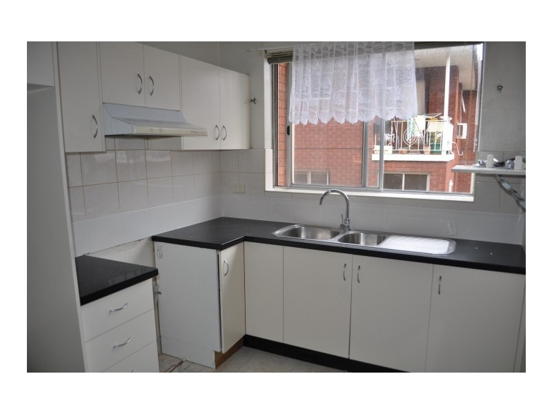 2/69 Dudley Street, Punchbowl NSW 2196