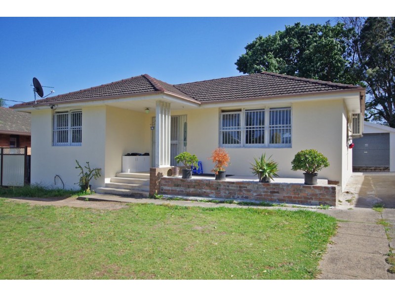 16 Coorabin Place, Riverwood NSW 2210