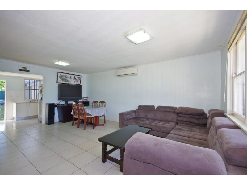 16 Coorabin Place, Riverwood NSW 2210