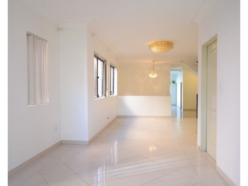 42 Cornelia Street, Wiley Park NSW 2195