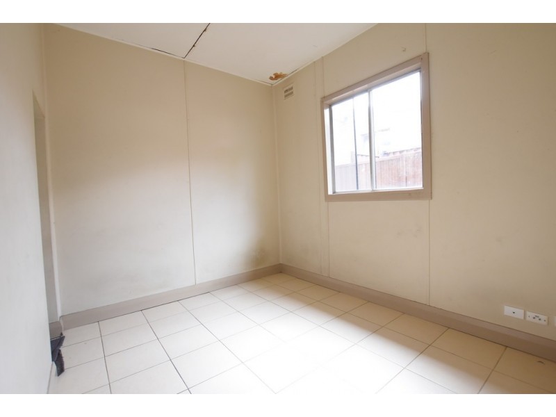 2/86 Rossmore Ave, Punchbowl NSW 2196