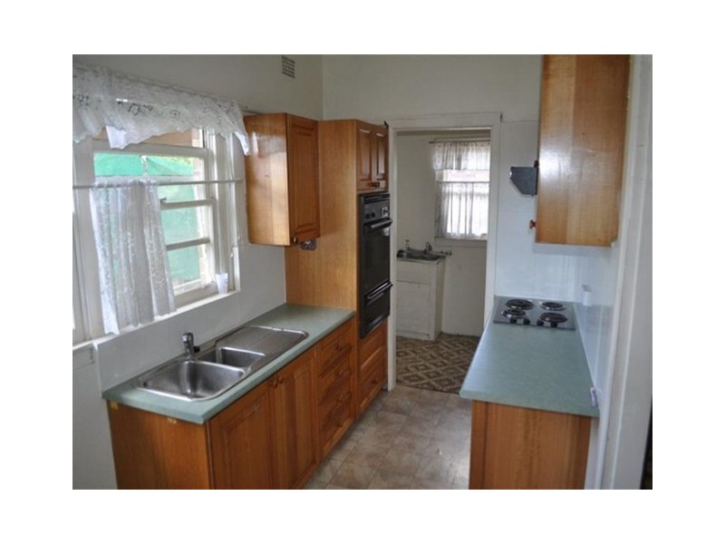 37 Joyce St, Punchbowl NSW 2196