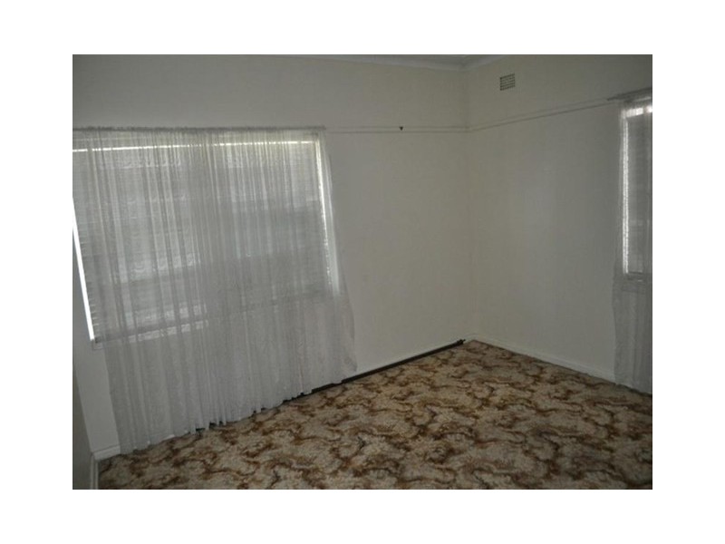 37 Joyce St, Punchbowl NSW 2196