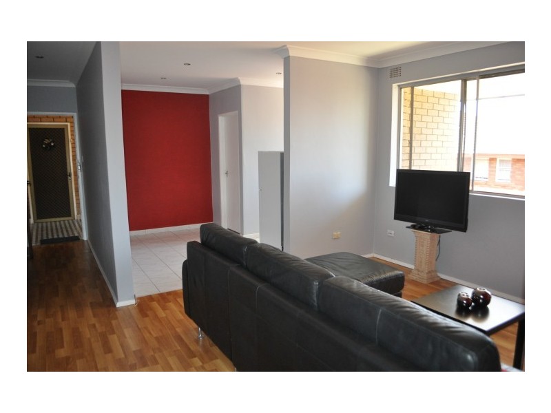 8/88 The Broadway, Punchbowl NSW 2196