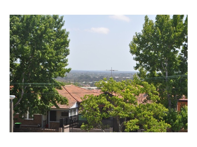 8/88 The Broadway, Punchbowl NSW 2196