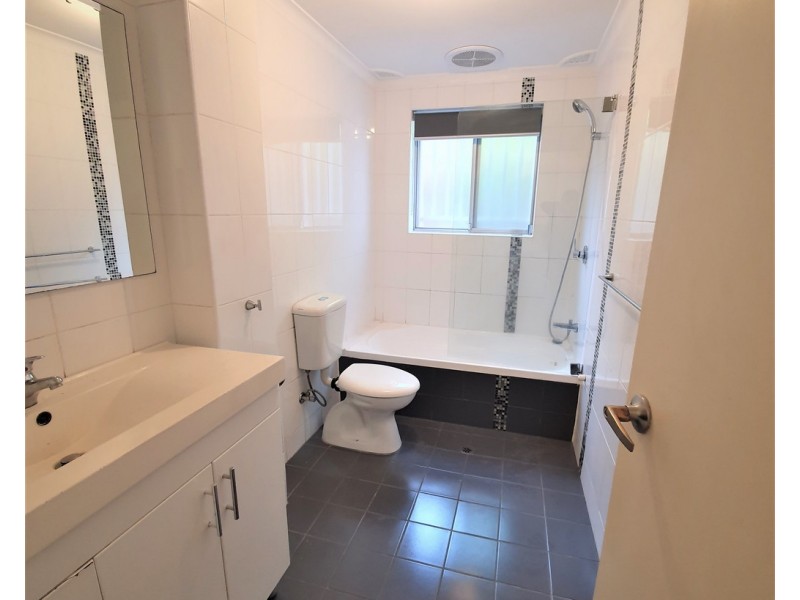 1/148 The Boulevarde, Punchbowl NSW 2196