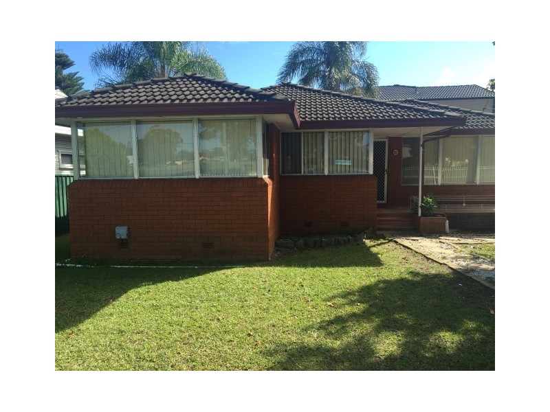 135 Reilly Street, Lurnea NSW 2170