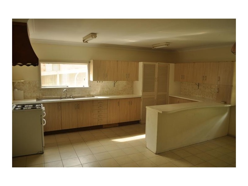 92 Cardigan Rd, Greenacre NSW 2190