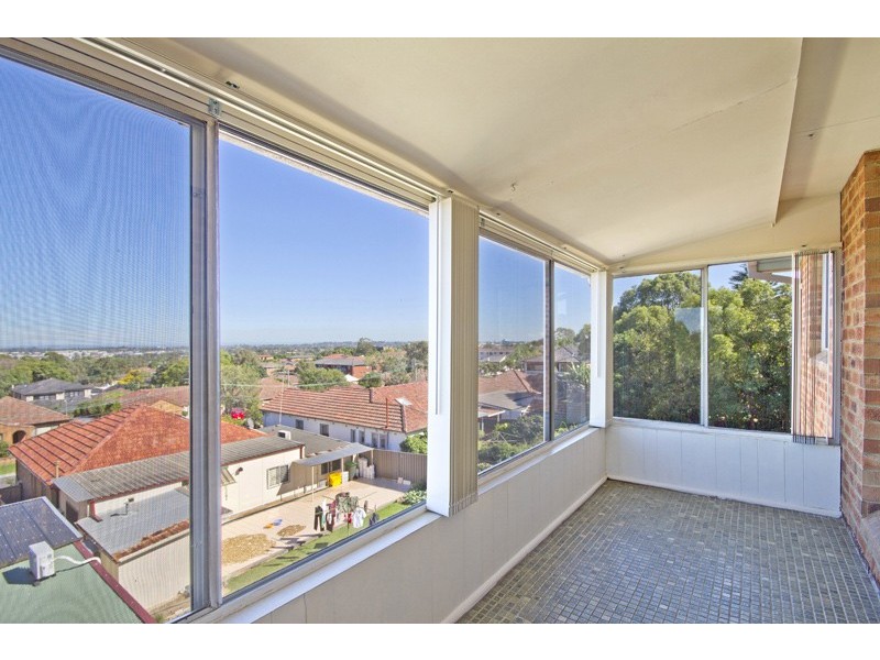 8/49 The Broadway, Punchbowl NSW 2196