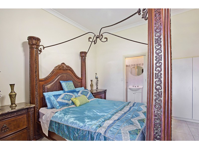 166 Blaxcell Street, Granville NSW 2142