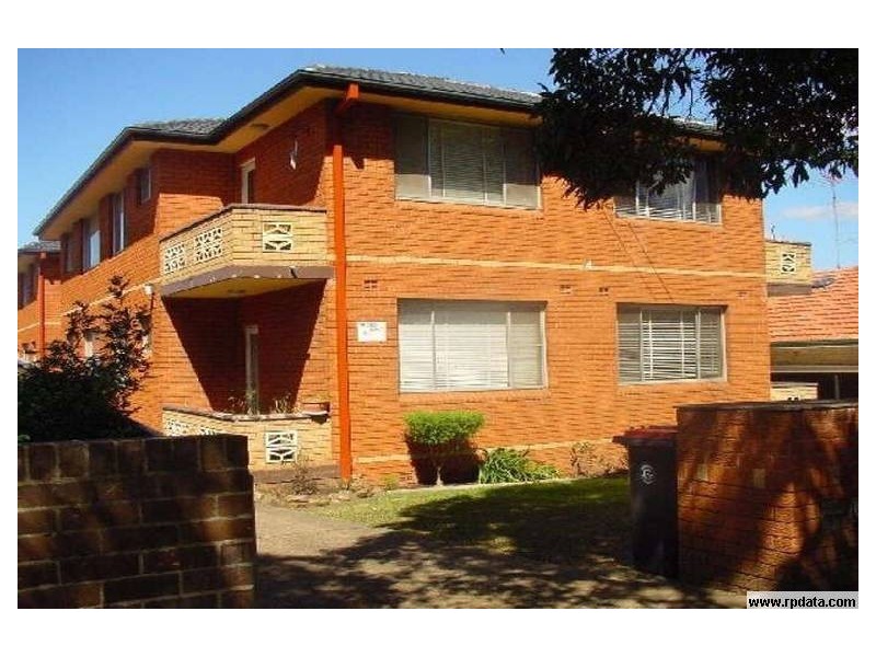 3/4 Campbell Street, Punchbowl NSW 2196