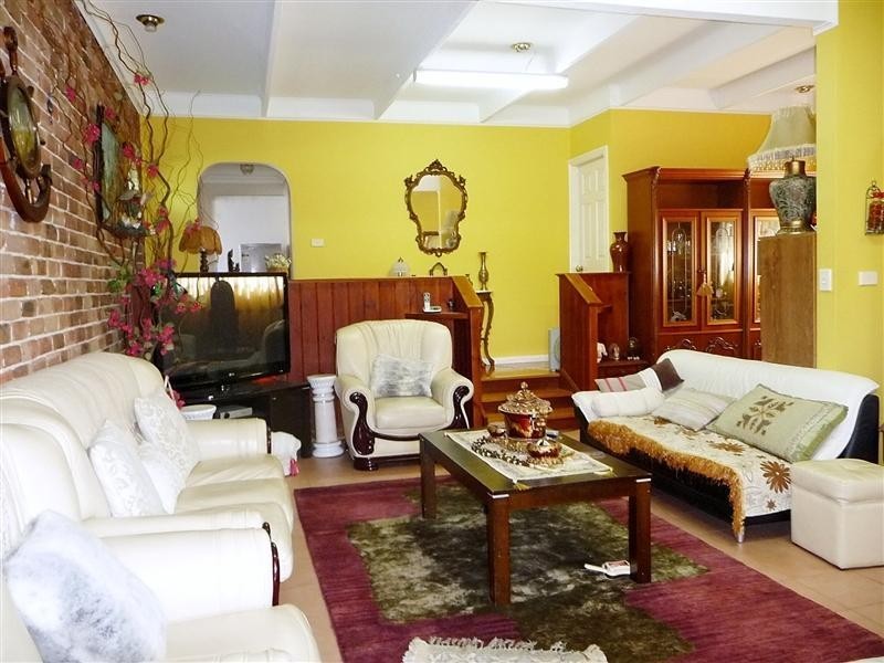 79 Highview Avenue, Greenacre NSW 2190