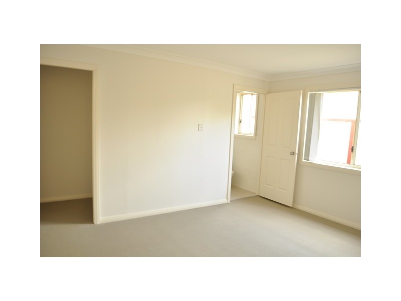 4/2 Literature Place, Blackett NSW 2770