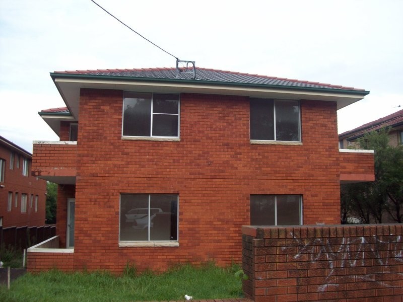 3/5 Denman Avenue, Wiley Park NSW 2195