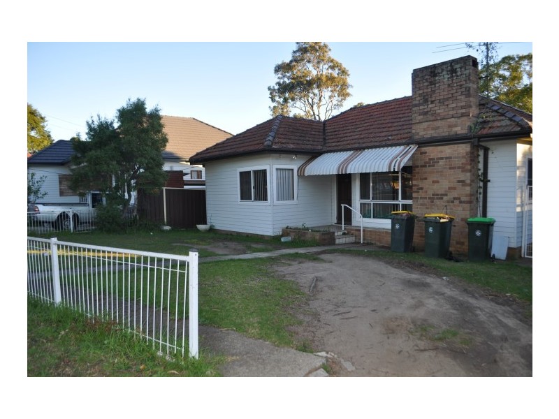 1 Linden Avenue, Punchbowl NSW 2196