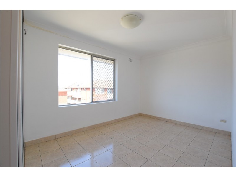 8/48 The Broadway, Punchbowl NSW 2196