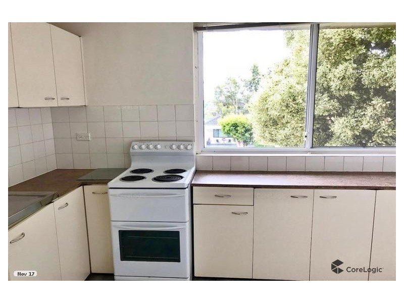 10 Dunkirk Ave, Kingsgrove NSW 2208