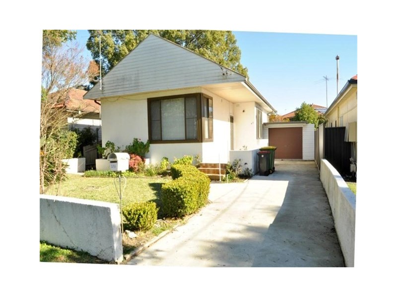 62 Wenke Crescent, Yagoona NSW 2199