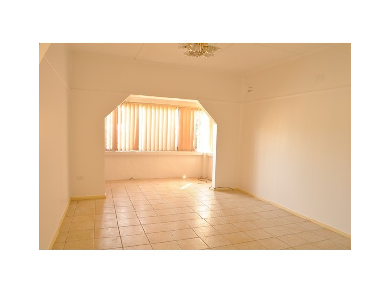 948 Punchbowl Rd, Punchbowl NSW 2196