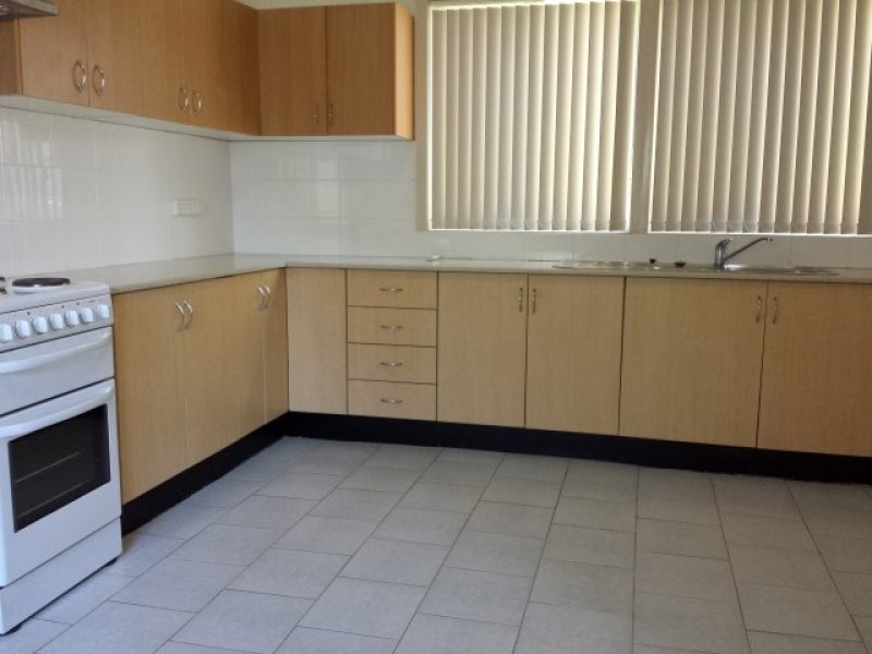 11 Greenacre Road, Greenacre NSW 2190