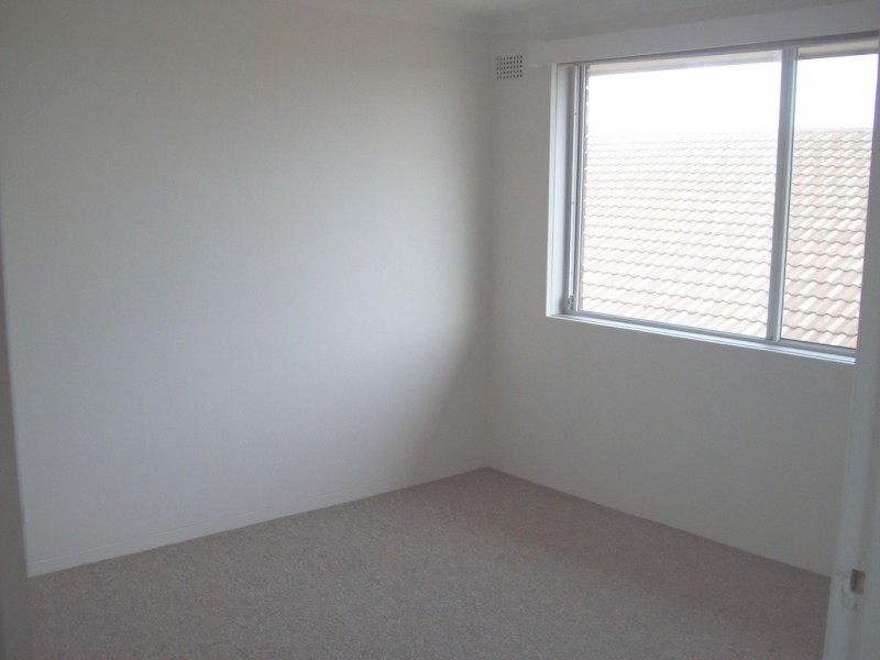 10 Dunkirk Avenue, Earlwood NSW 2206