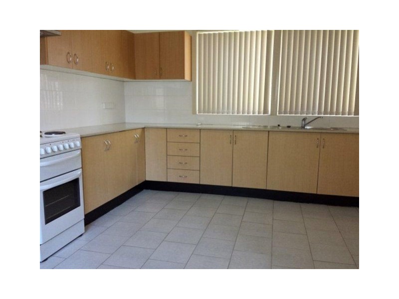 11 GREENACRE ROAD, Greenacre NSW 2190